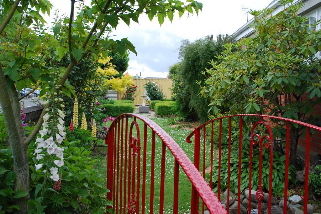 Hall On The Terrace